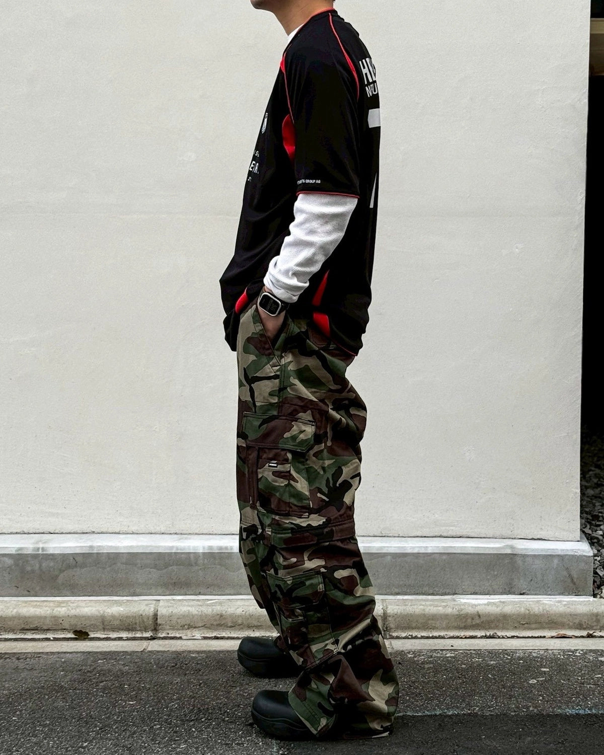 VETEMENTS / FOOTBALL JERSEY (ME76TR196BX)