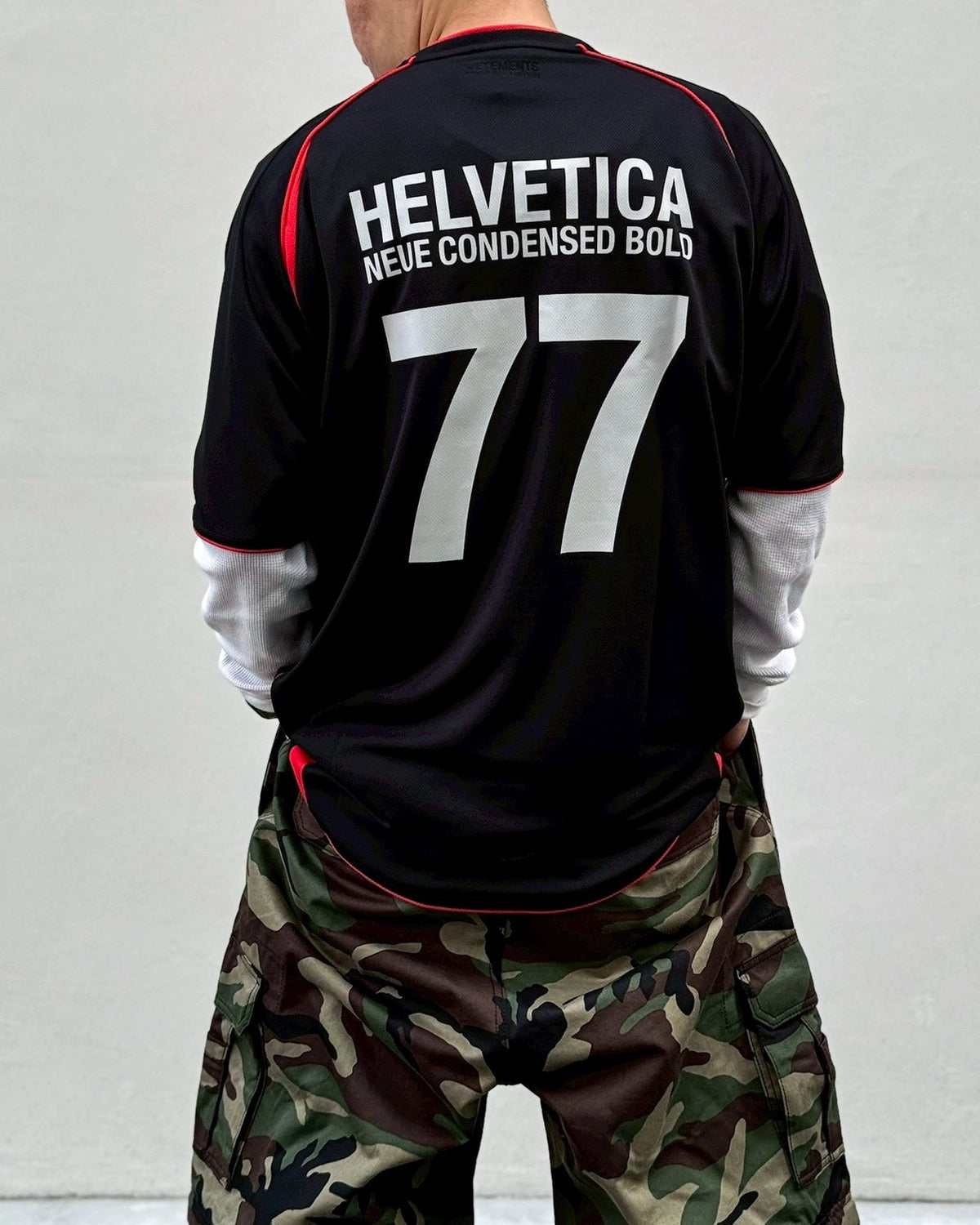 VETEMENTS / FOOTBALL JERSEY (ME76TR196BX)