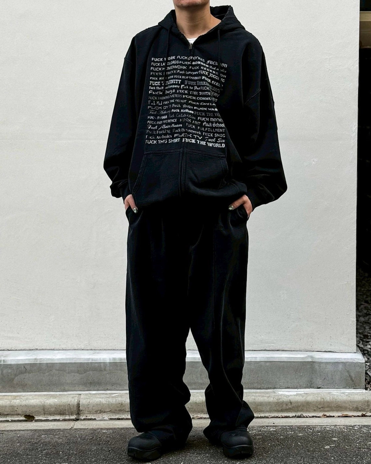 VETEMENTS / CUT SWEATPANTS (ME76SP204B)