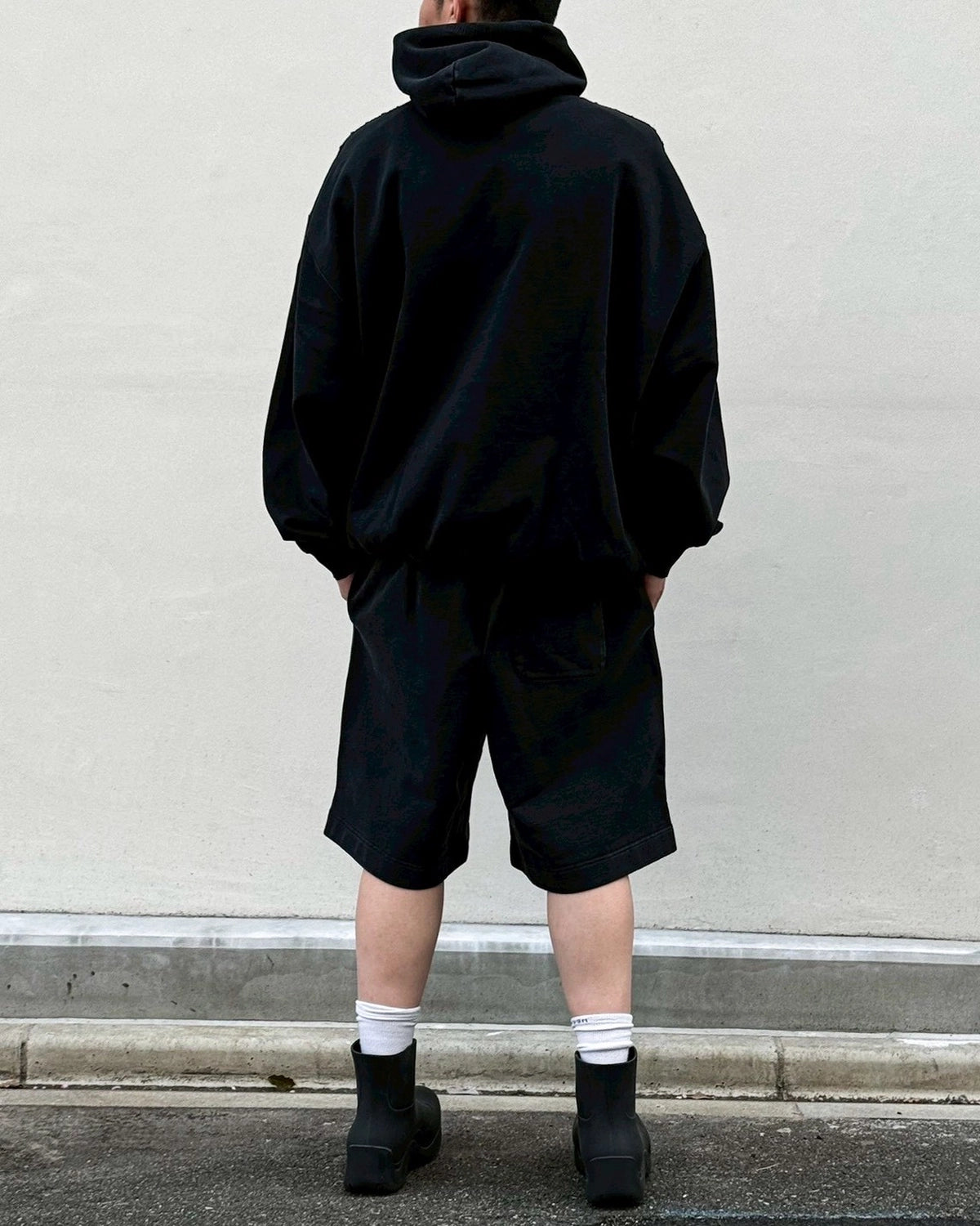 VETEMENTS / BIKER CROSS LOGO SHORTS (ME76SS163B)