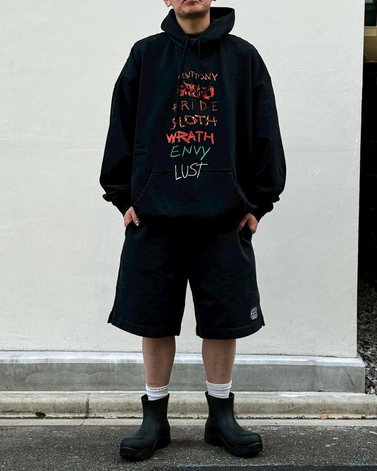 VETEMENTS / BIKER CROSS LOGO SHORTS (ME76SS163B)