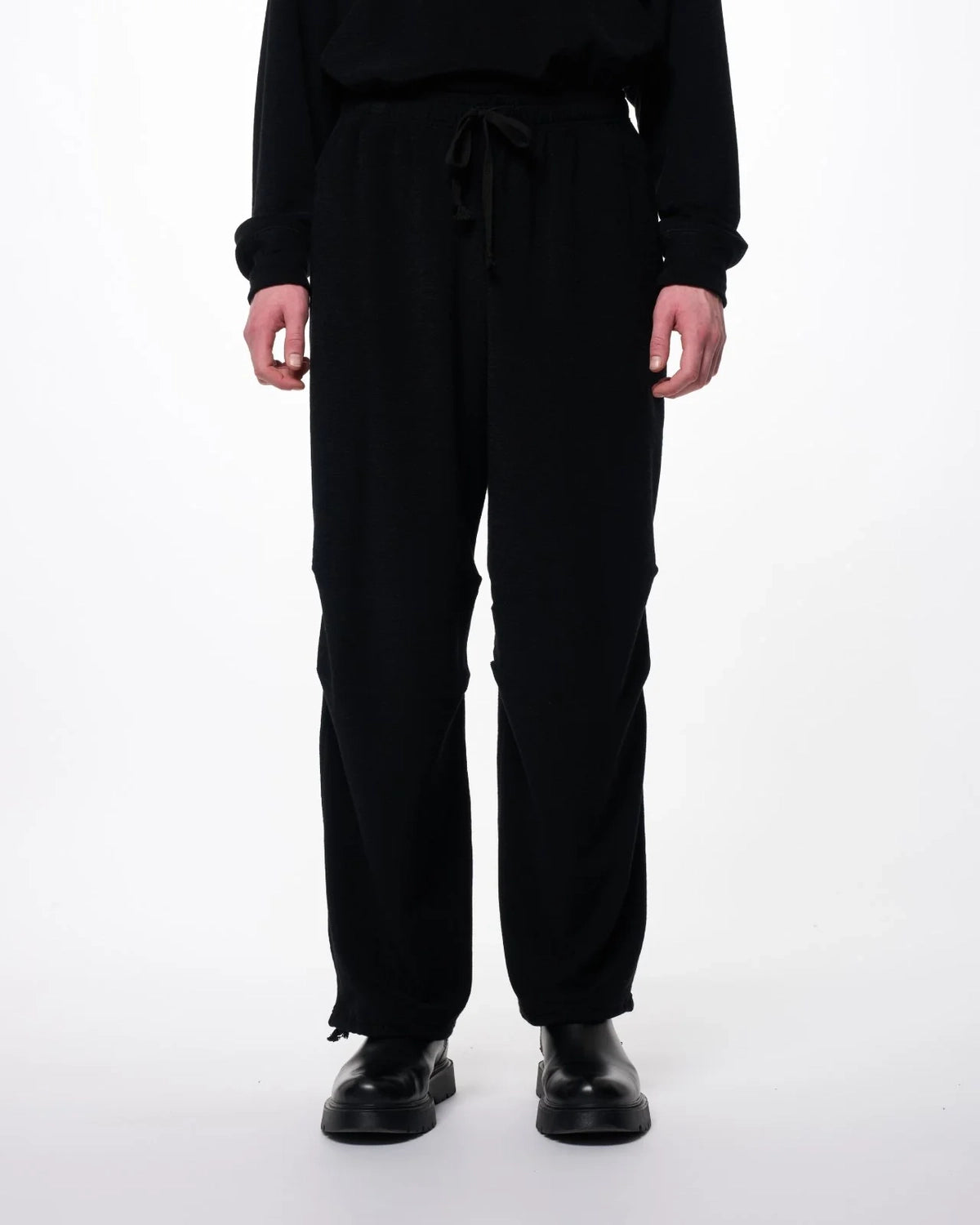 marka / Super 140S Washable Wool Pile Knit / Tucked Knee Training Pants (M26C14PT01C)