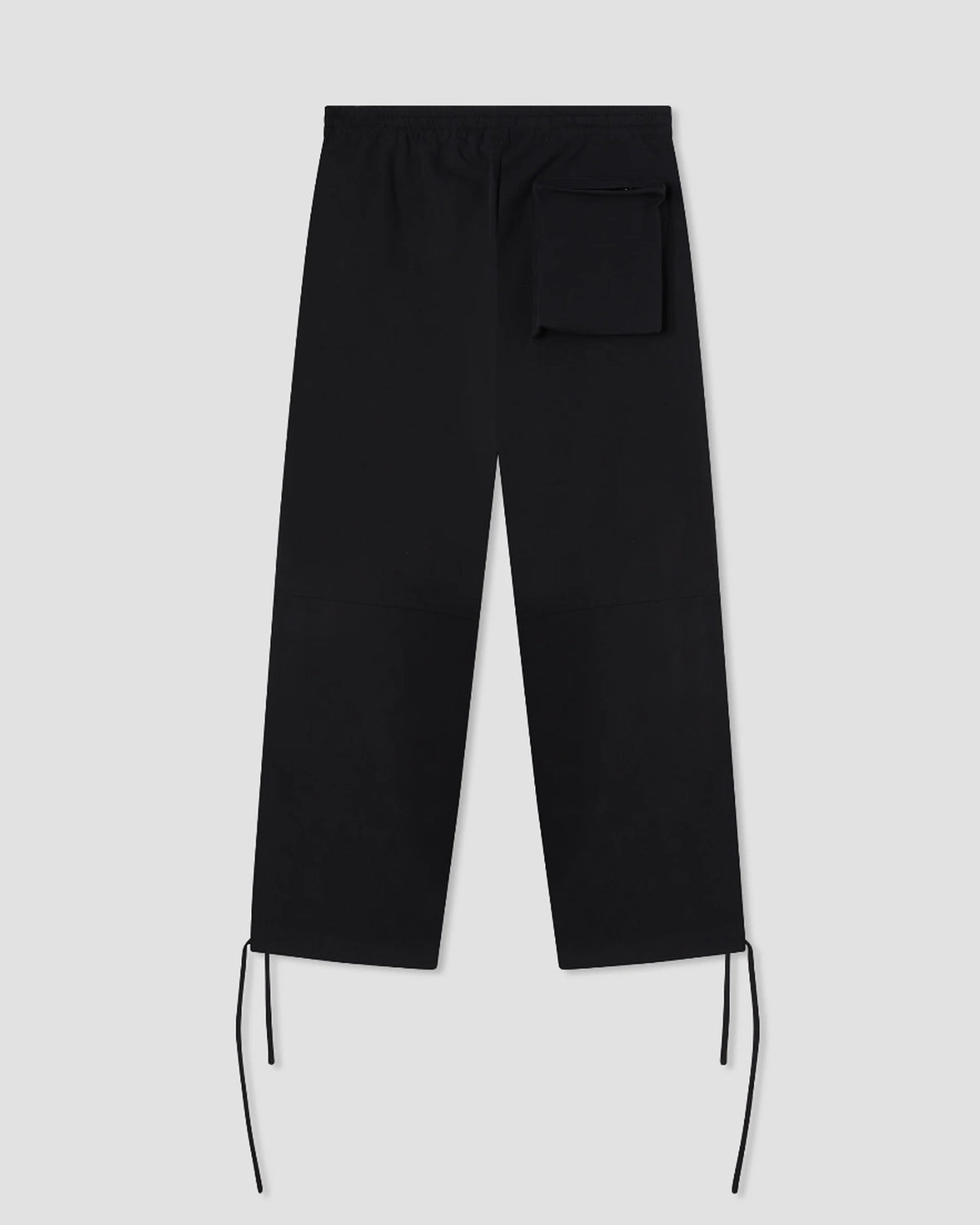 OAMC の Black Cargo Trouser (OA5SMT07APT)