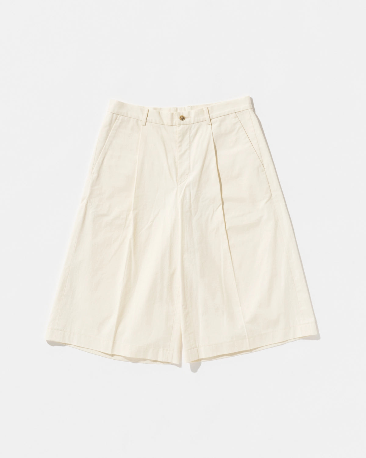 POLYPLOID の TUCK WIDE SHORTS A (A-3-008-000)