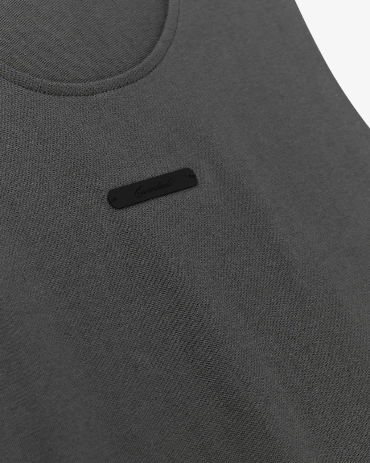 ESSENTIALS / ESSENTIAL TANK (RW00265-0032)