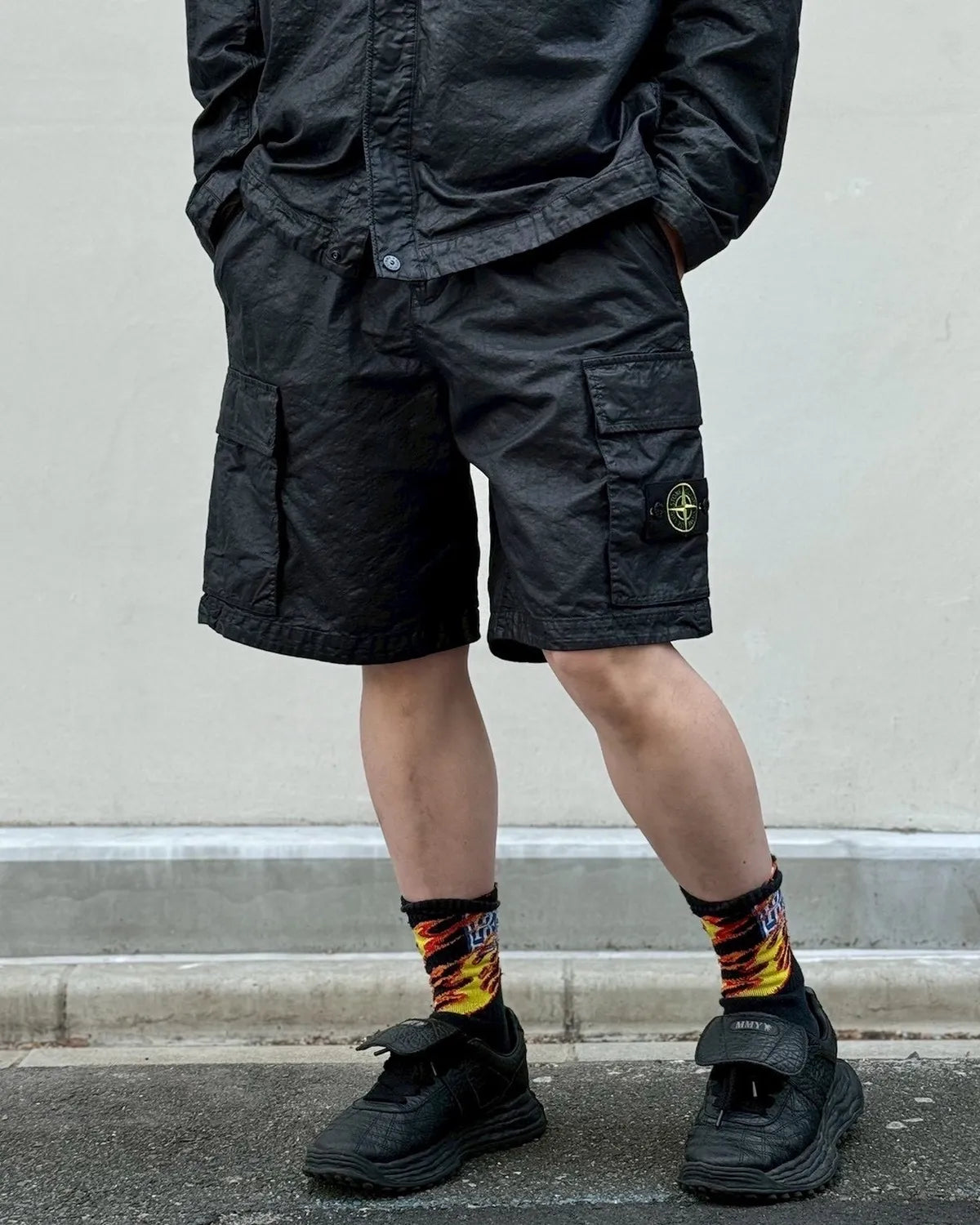 STONE ISLAND の BERMUDA LOOSE WIDE LEG (L1S15L100001S0069)