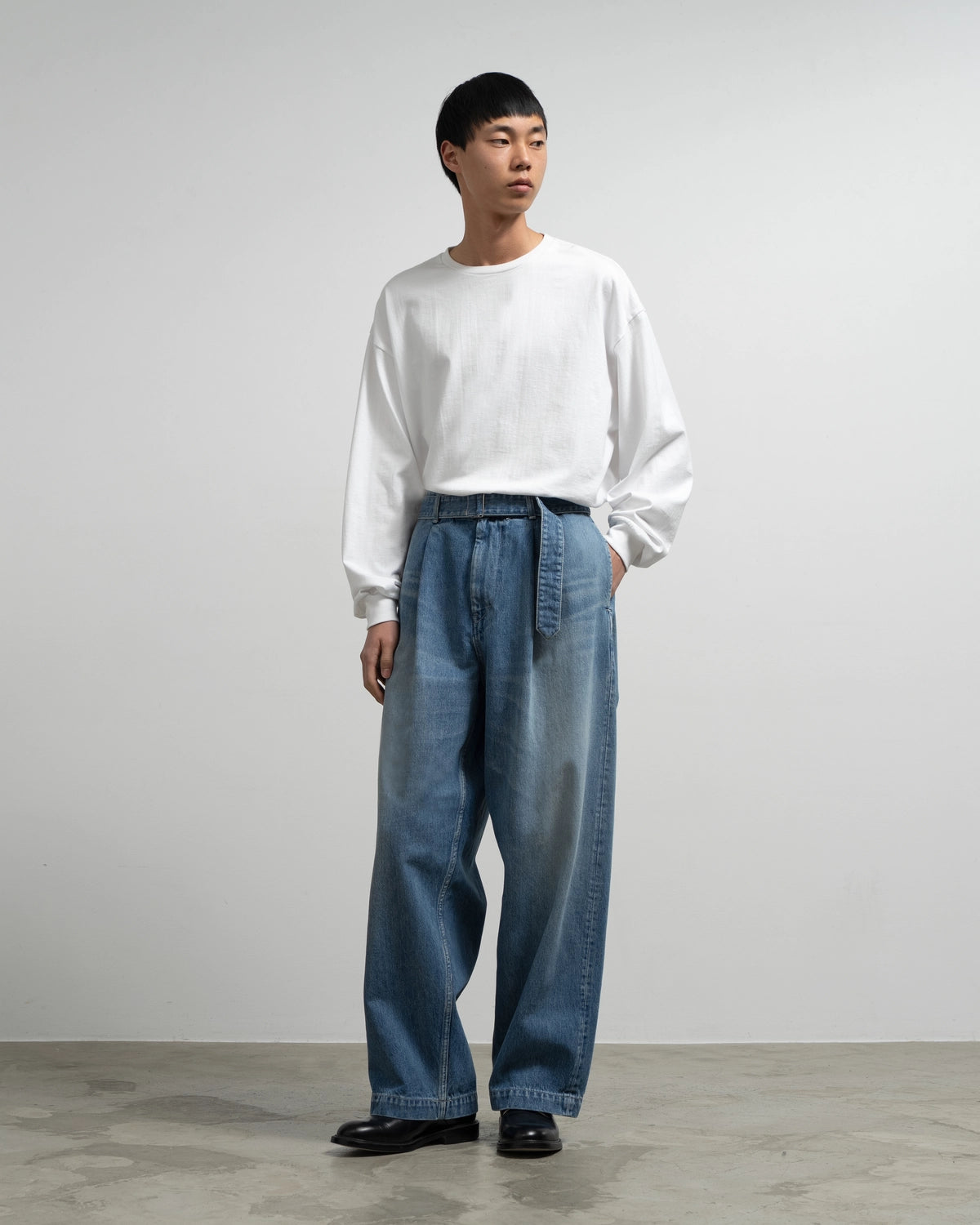 Graphpaper / Selvage Denim Belted Pants (GU263-40063LB)