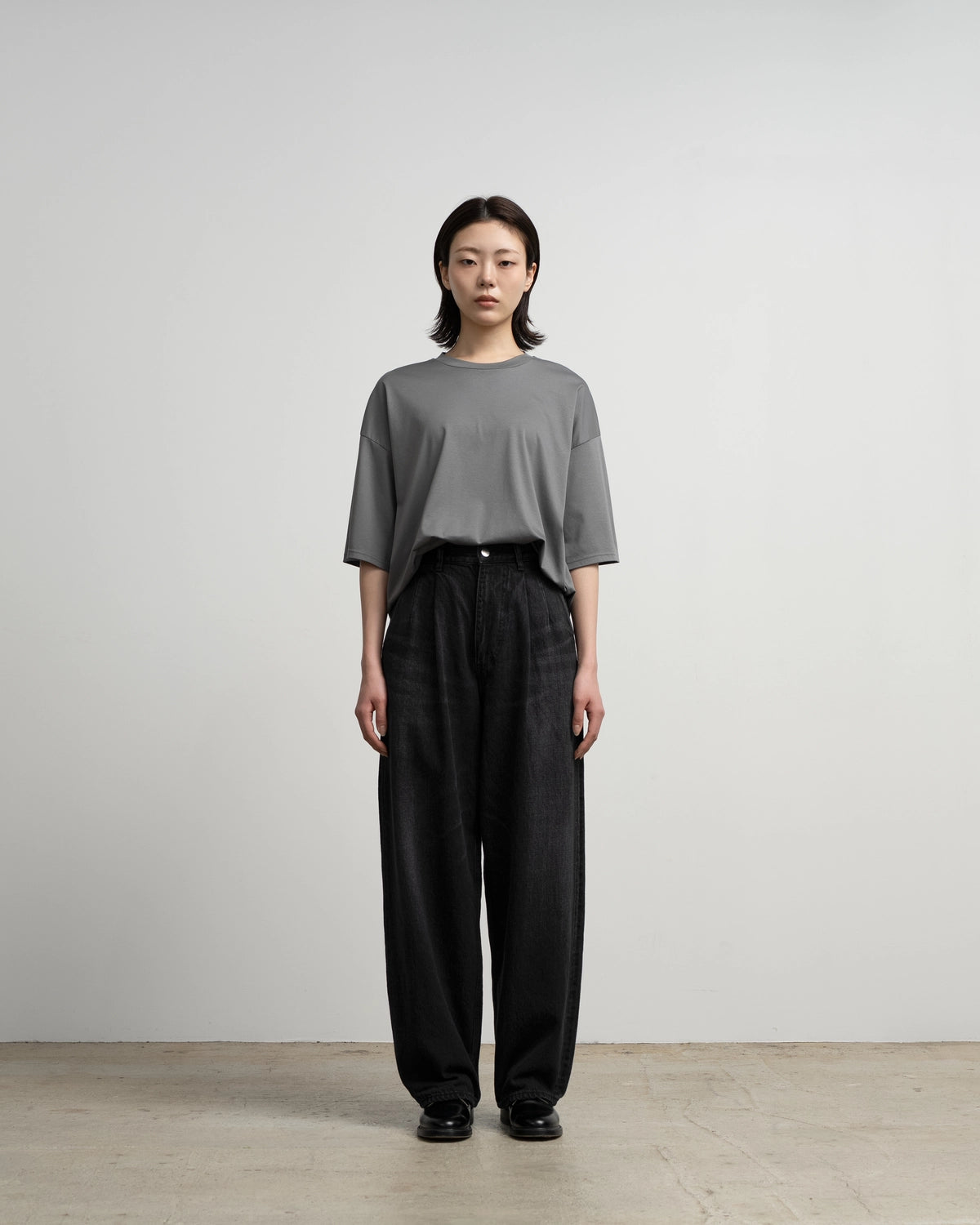 Graphpaper / Selvage Denim Two Tuck Pants (GU263-40061DB)