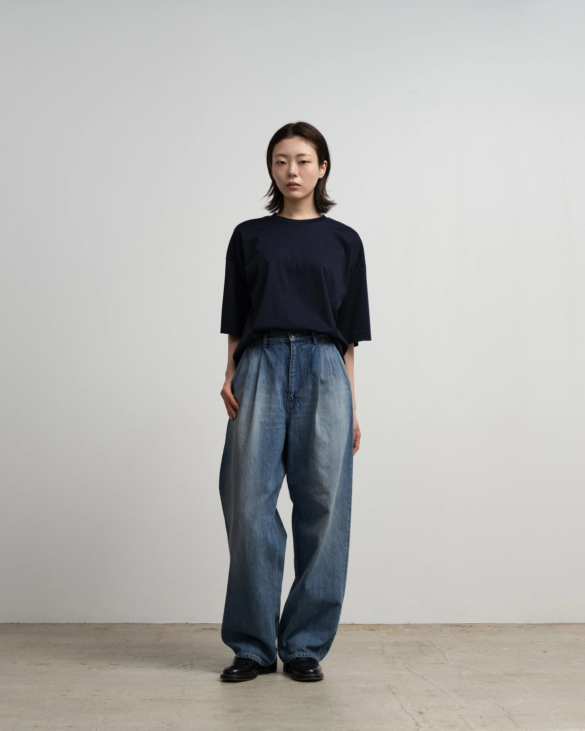 Graphpaper / Selvage Denim Two Tuck Pants (GU263-40061LB)