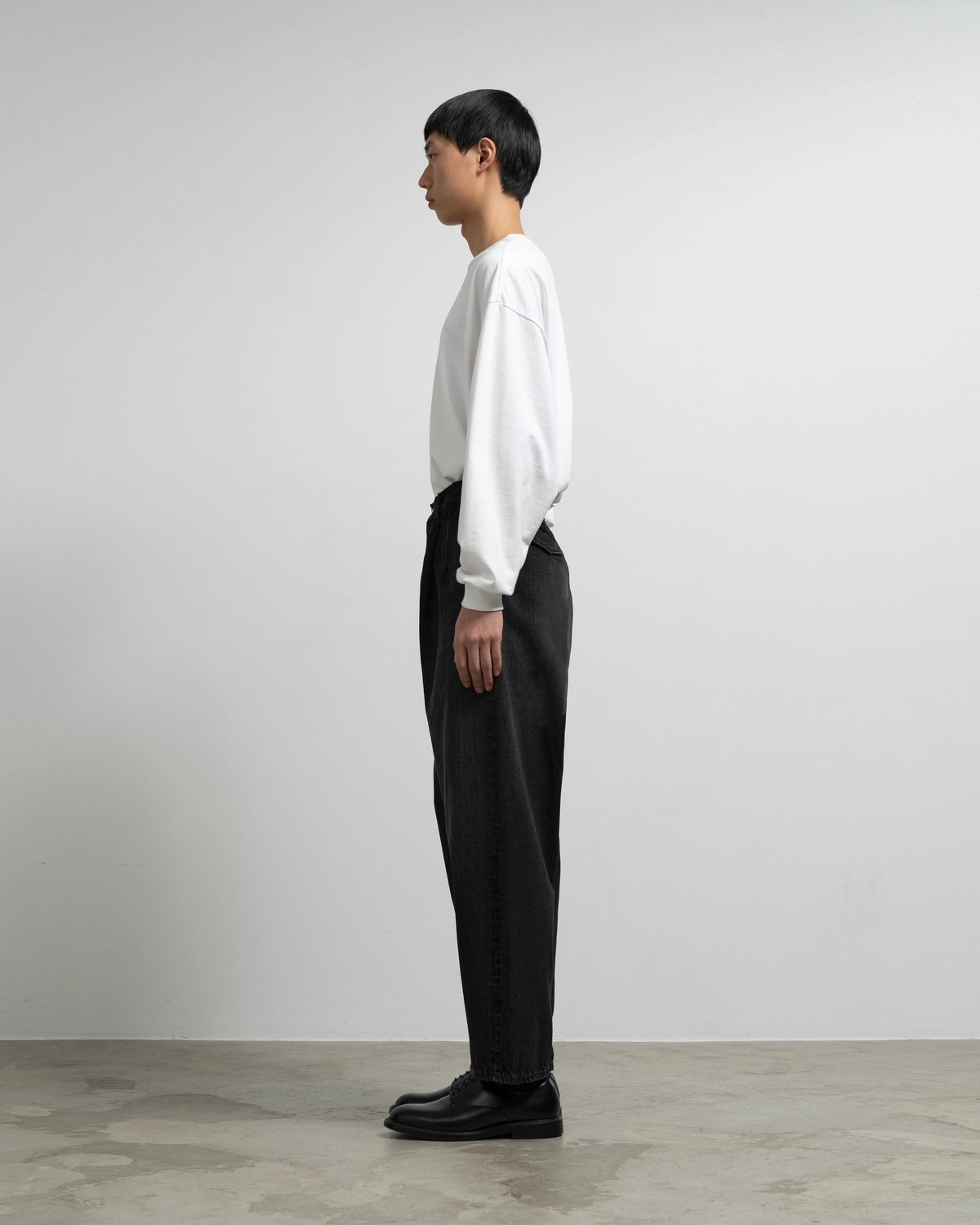 Graphpaper / Selvage Denim Two Tuck Tapered Pants (GU263-40060DB)