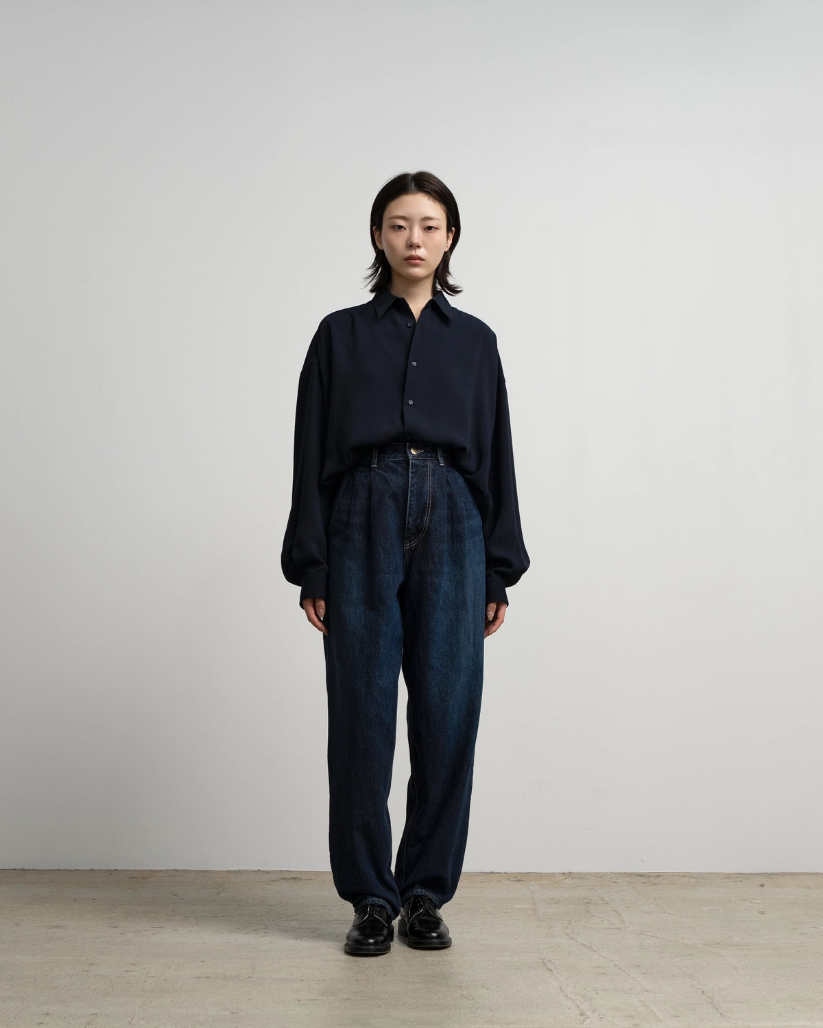 Graphpaper / Selvage Denim Two Tuck Tapered Pants (GU263-40060DB)