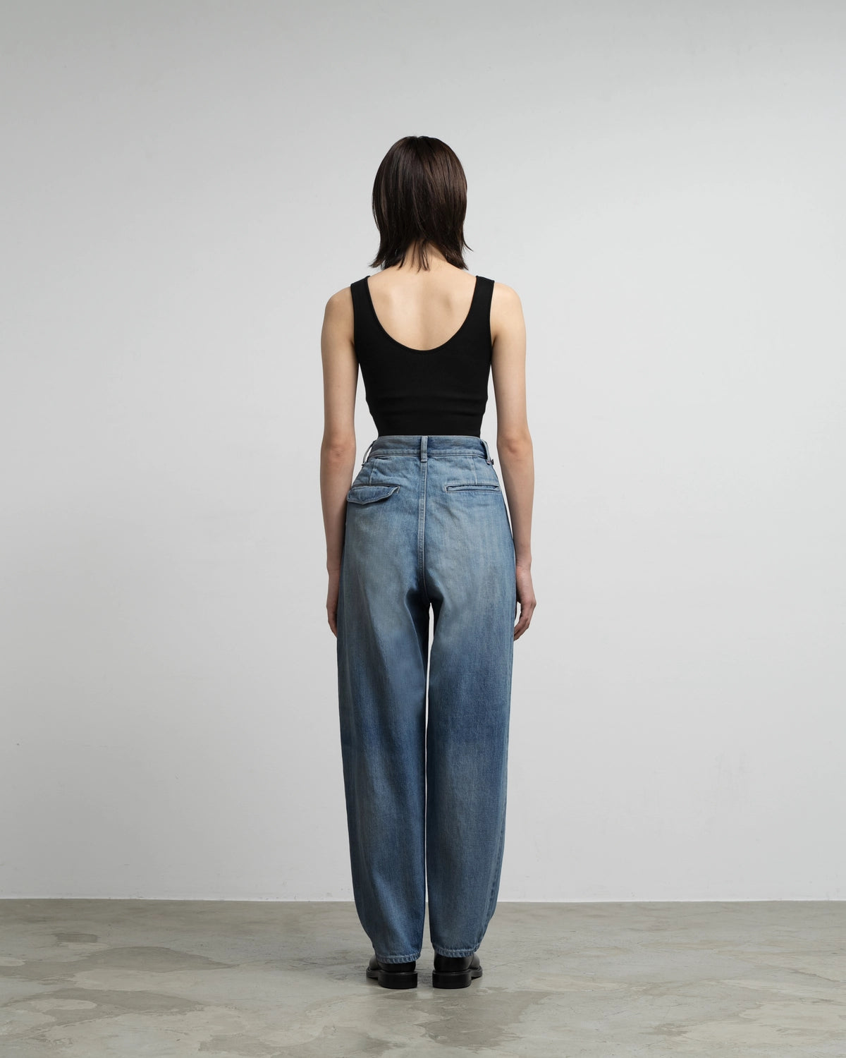 Graphpaper / Selvage Denim Two Tuck Tapered Pants (GU263-40060LB)