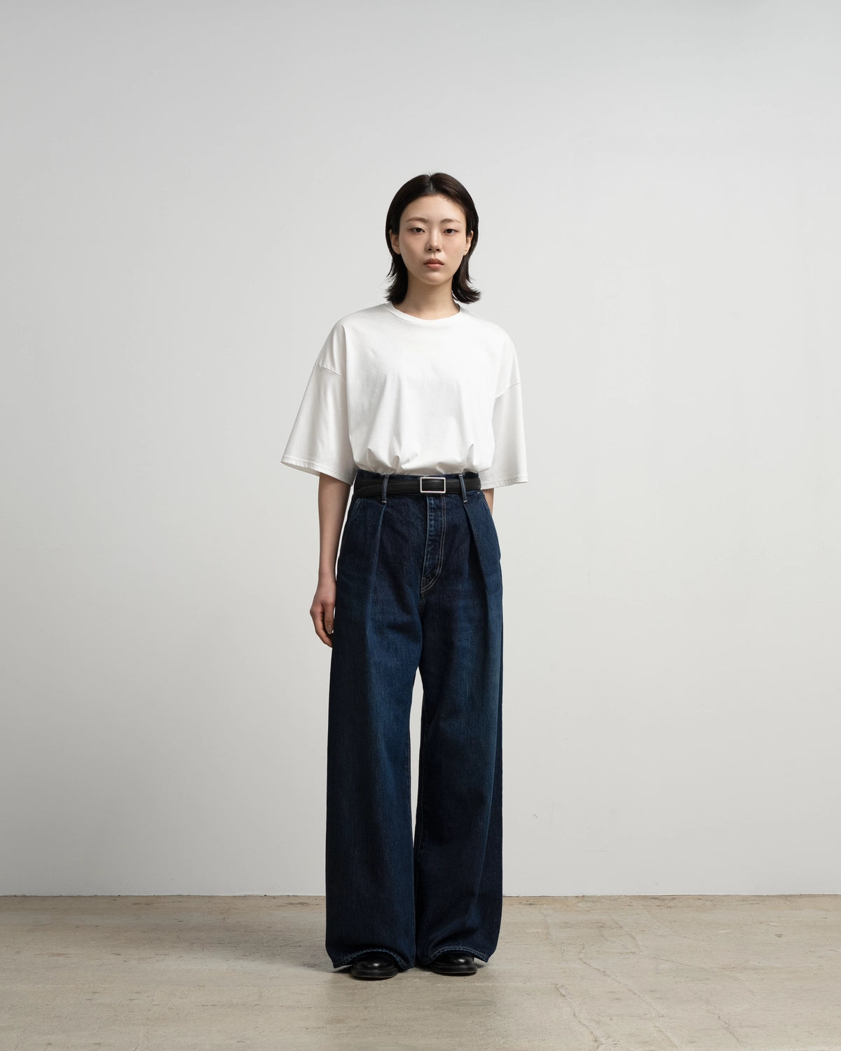 Graphpaper / Selvage Denim Two Tuck Wide Pants (GL263-40062DB)
