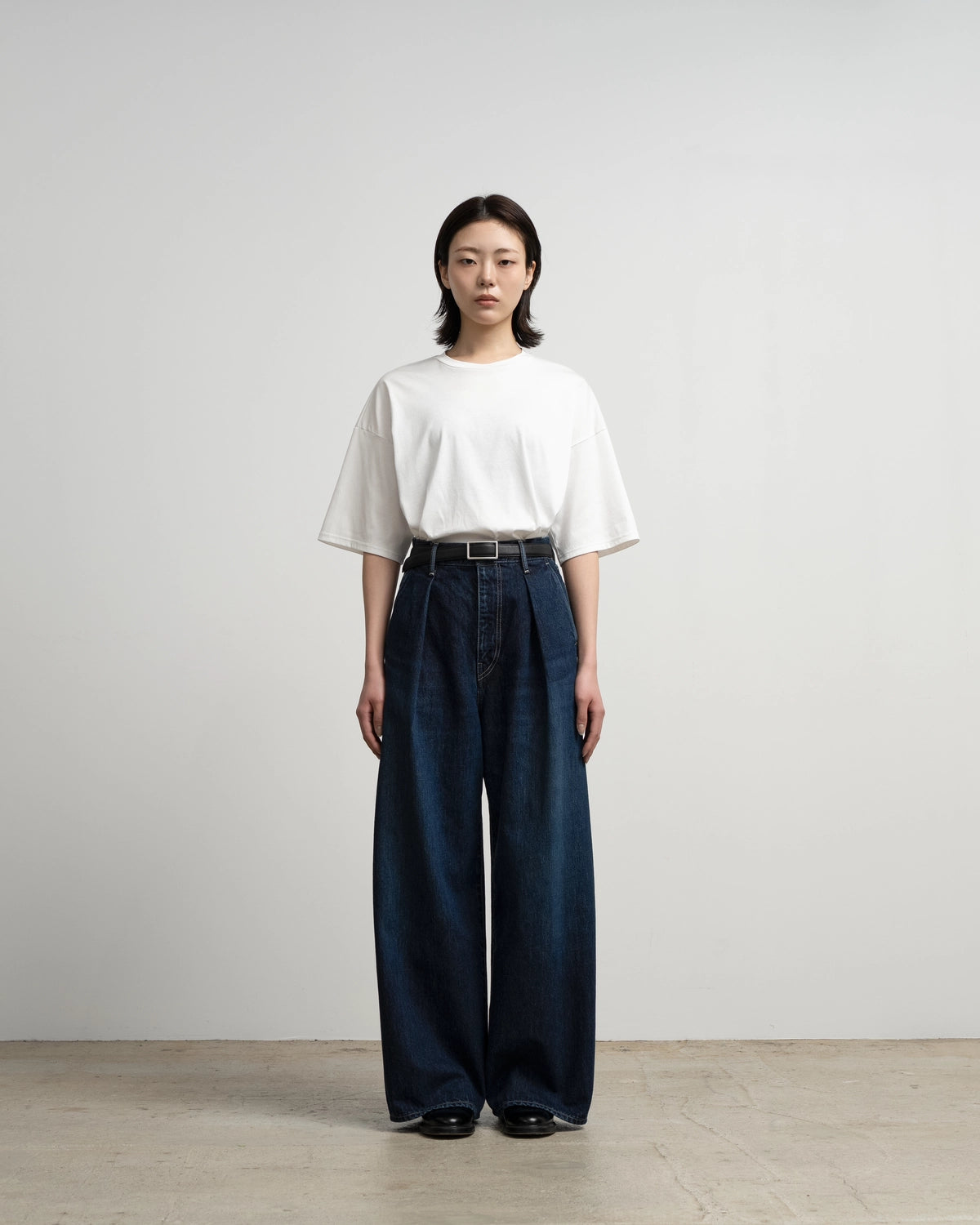 Graphpaper / Selvage Denim Two Tuck Wide Pants (GL263-40062DB)