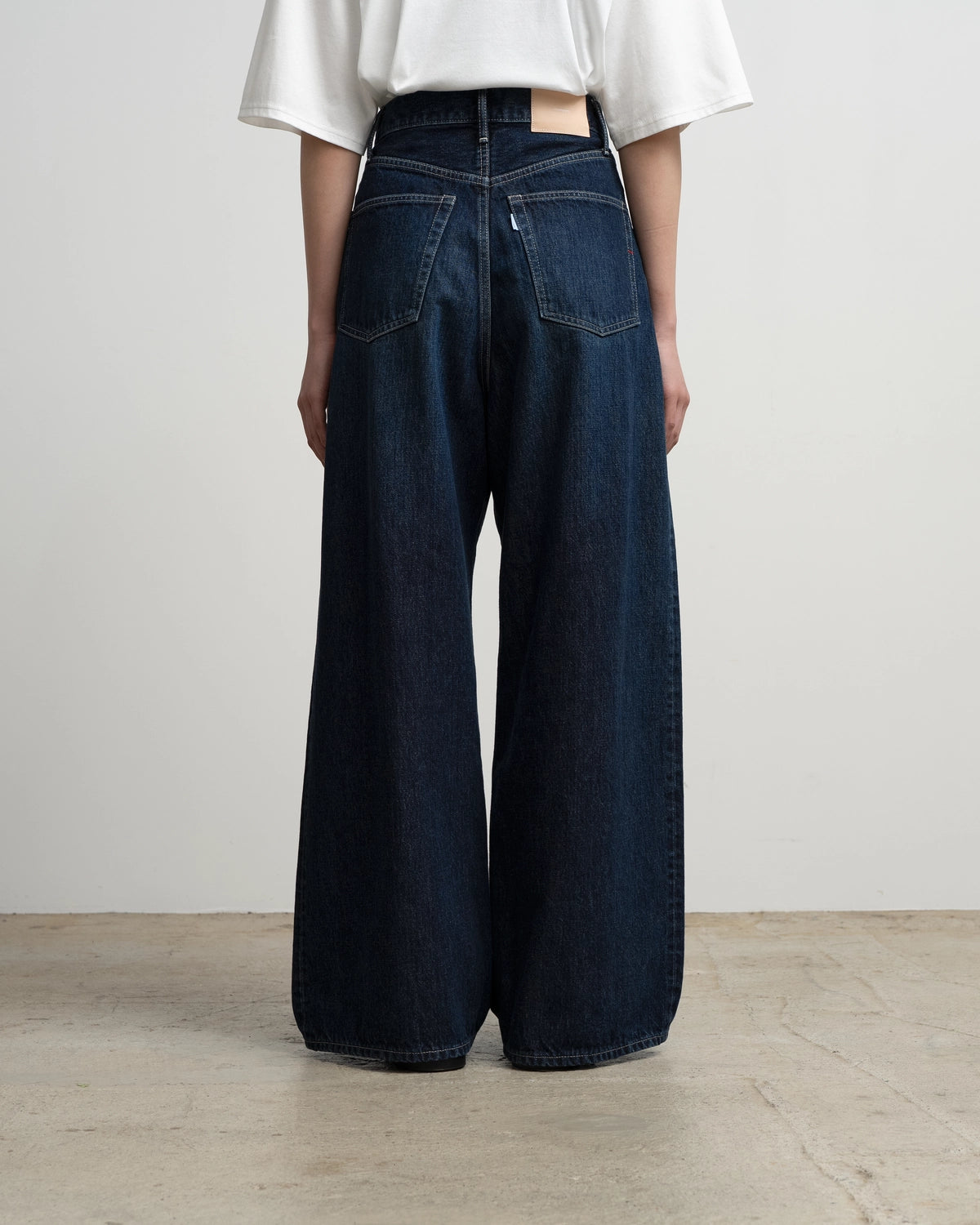 Graphpaper / Selvage Denim Two Tuck Wide Pants (GL263-40062DB)