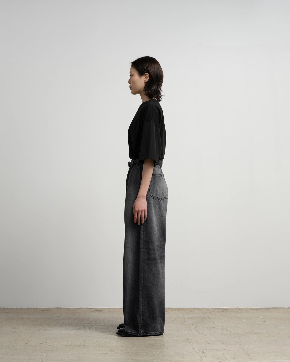 Graphpaper / Selvage Denim Two Tuck Wide Pants (GL263-40062LB)