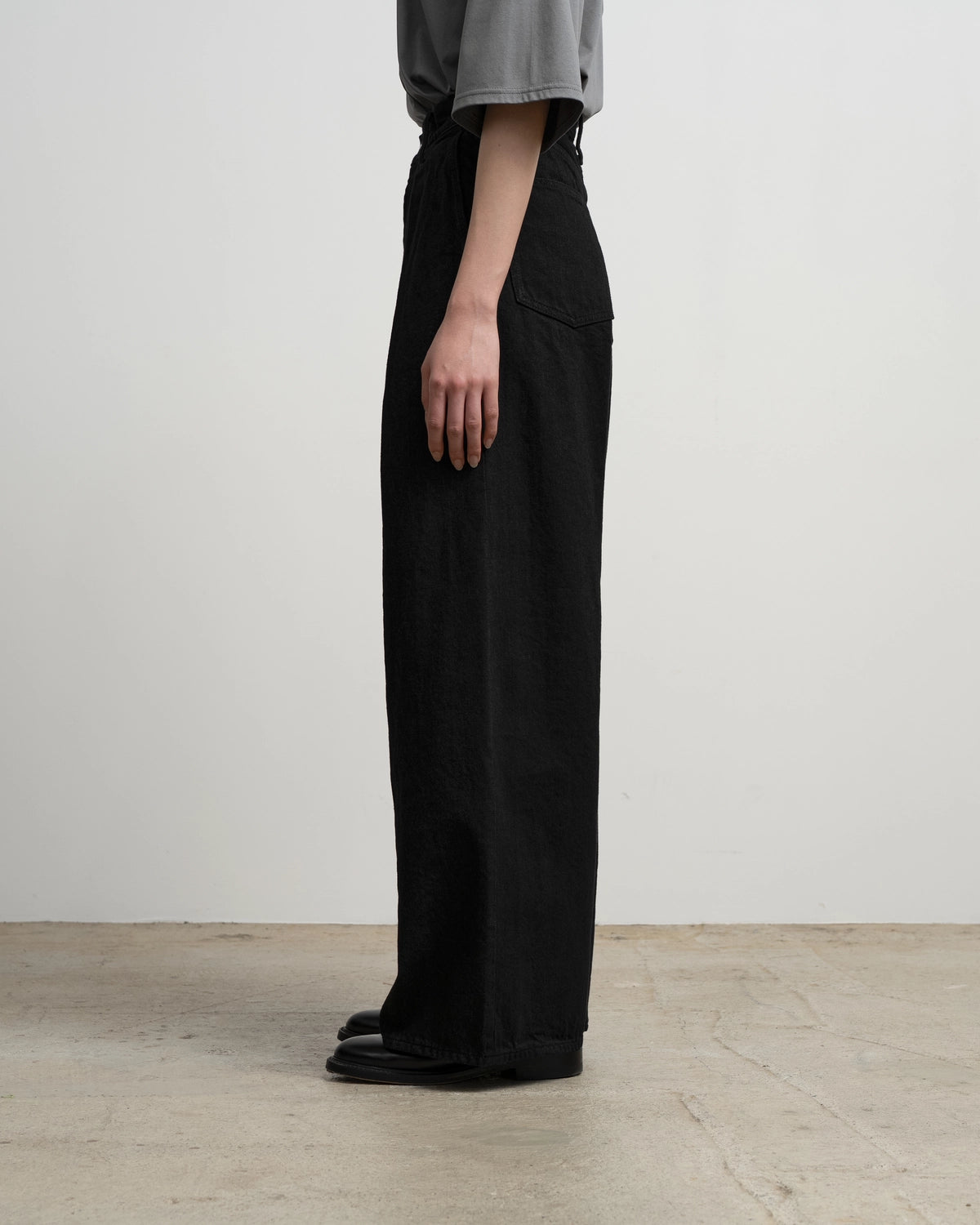 Graphpaper / Selvage Denim Two Tuck Wide Pants (GL263-40062RB)