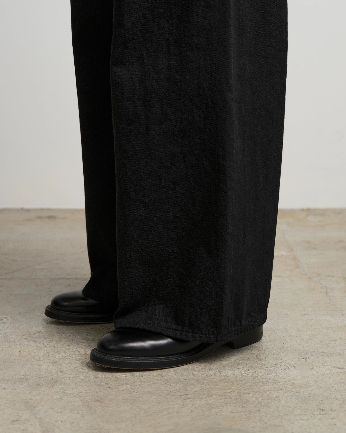 Graphpaper / Selvage Denim Two Tuck Wide Pants (GL263-40062RB)