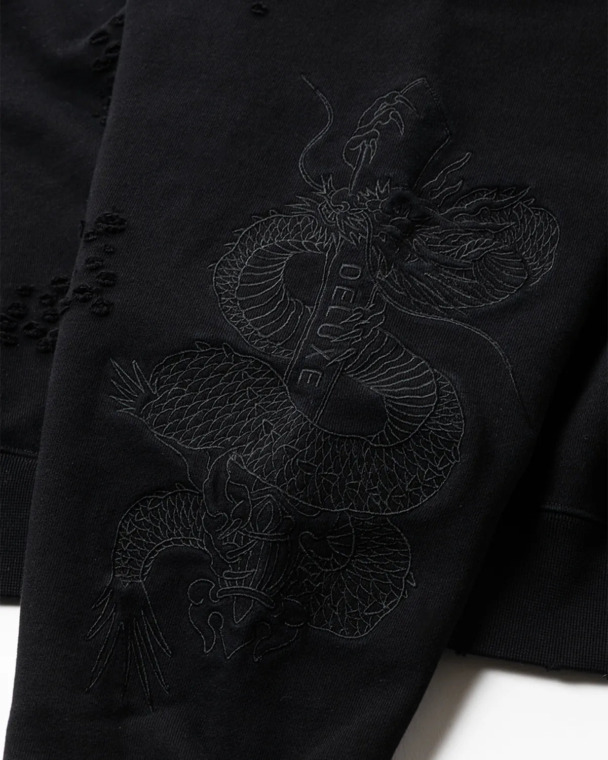 DELUXE / DELUXE × TIGHTBOOTH DAMAGE CREW SWEAT (26SD2718)