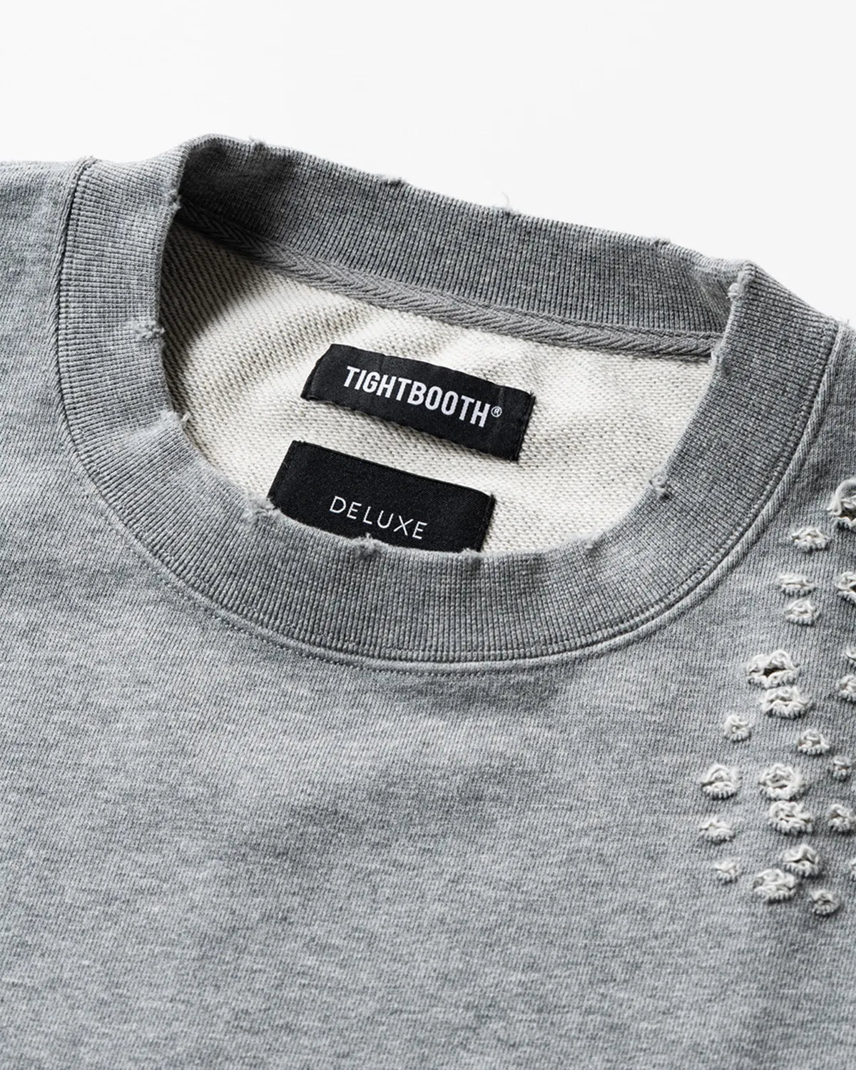 DELUXE / DELUXE × TIGHTBOOTH DAMAGE CREW SWEAT (26SD2718)