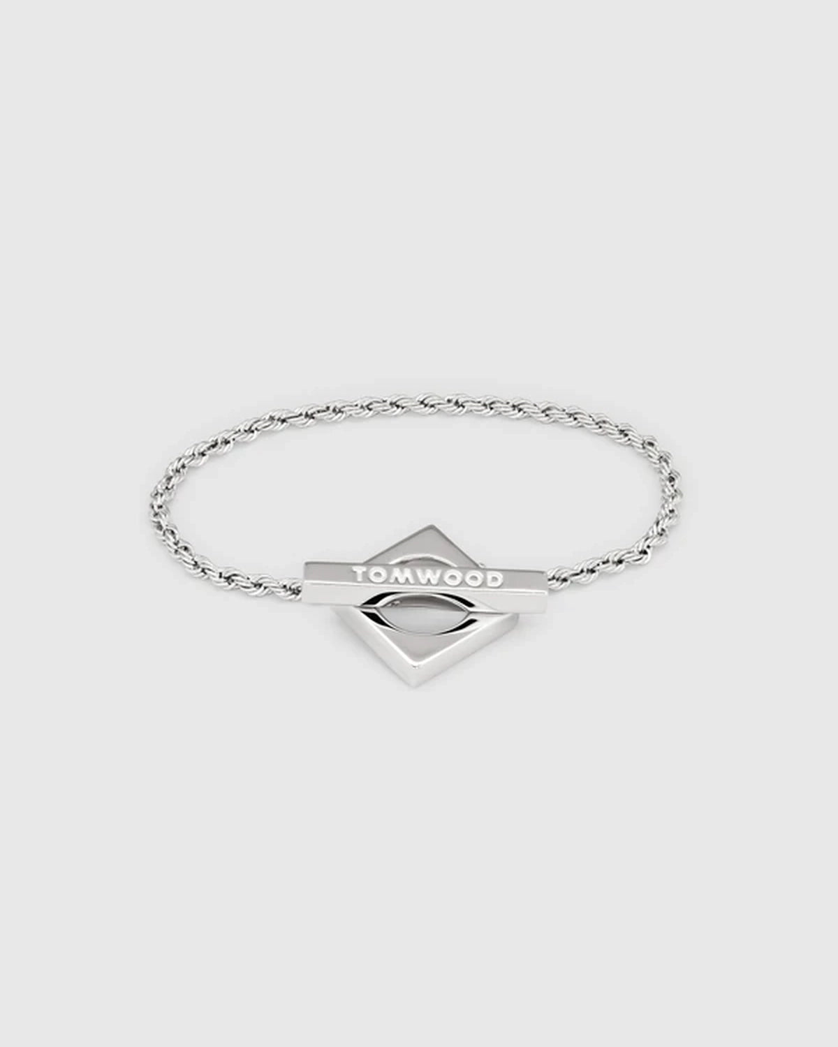 TOM WOOD (トムウッド) / Square Rope Bracelet | 公式通販・JACK in TOM WOOD (トムウッド) / Square Rope Bracelet | 公式通販・JACK in