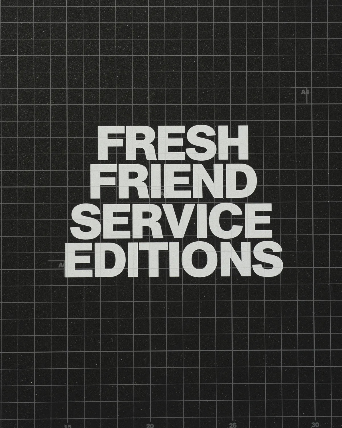 FreshService / FRIEND EDITIONS UTILITY CUTTING MAT "FE MONOGRAM" (FSP263-99122FE)