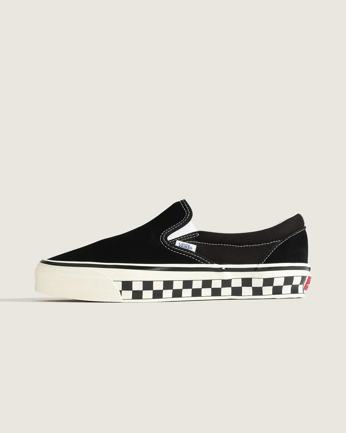 VANS の PREMIUM スリッポン (VN000E96BPQ)