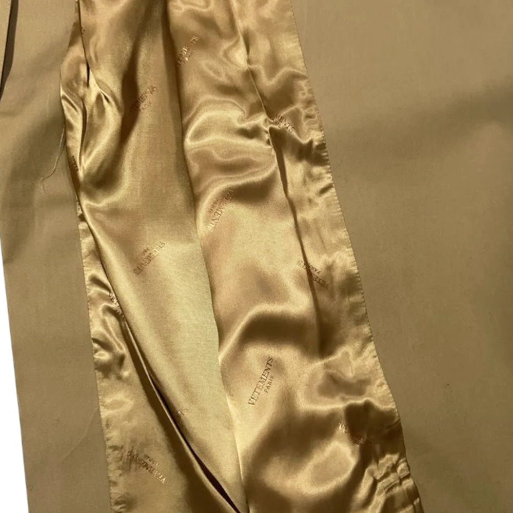 VETEMENTS / OVERSIZED TRENCHCOAT (UE64CO800C)