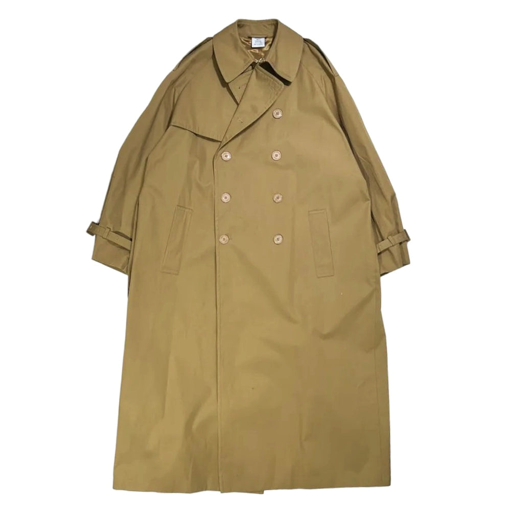 VETEMENTS のOVERSIZED TRENCHCOAT (UE64CO800C)