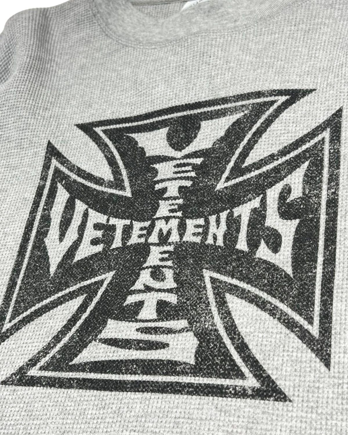 VETEMENTS / BIKER CROSS WAFFLE LONGSLEEVE (ME76LS181G)