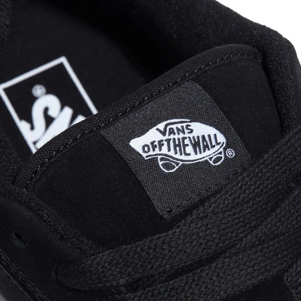 VANS / Knu Skool (VN0009QCBKA)