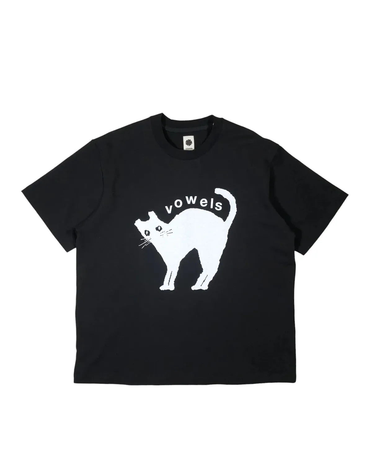 Vowels の KITTY TEE (VO-26SS-T005)