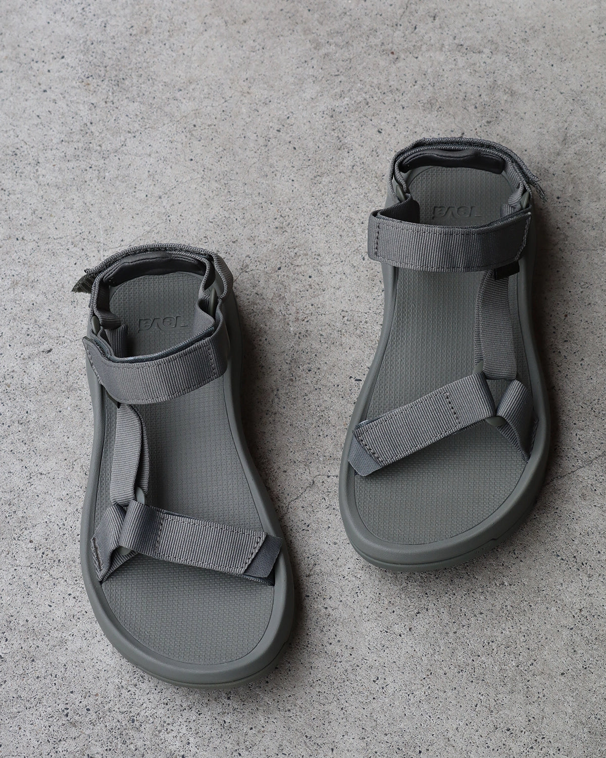 DESCENDANT × Teva / HURRICANE XLT3 (261DKDS-FW01S)