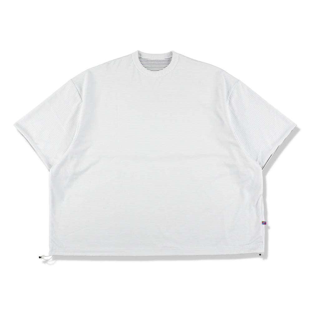 is-ness の REVERSIBLE BALLOON BORDER T-SHIRT (25SS_06_1007SSCST05)