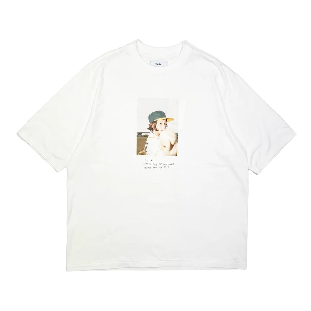 marka のTee Yuji Takeuchi "Ace" (M24B-12CS03B)