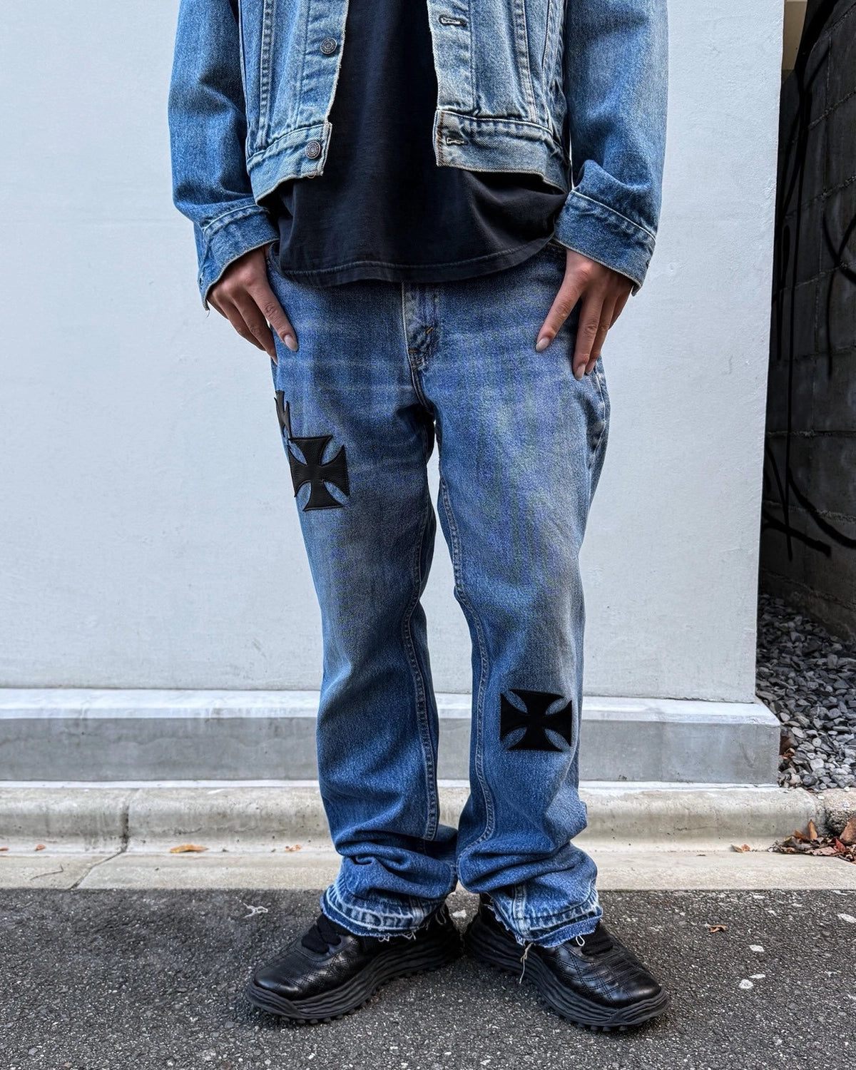mindseeker の Vintage Remake Iron Cross Patch Flare Denim Pamts (MSV-25-211)