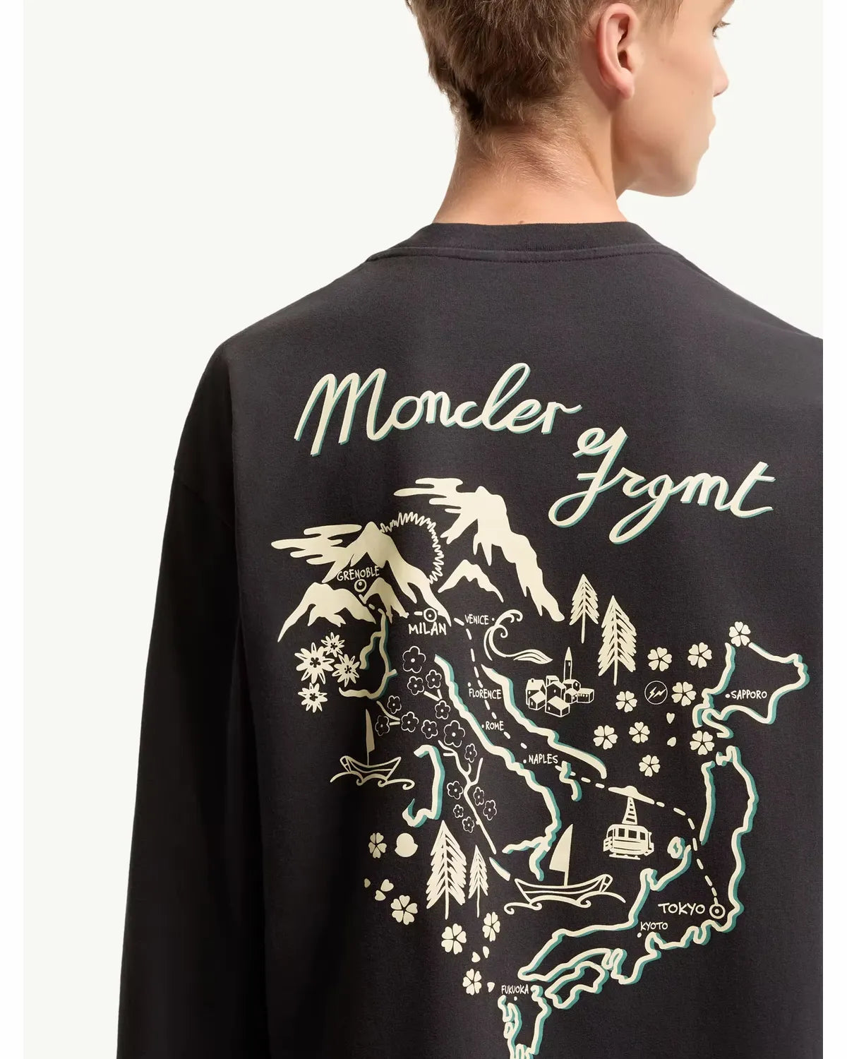 MONCLER × FRAGMENT / LS T-SHIRT (L209U8D0000189AZI)