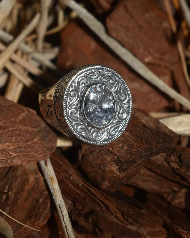 ANTIDOTE BUYERS CLUB / Engraved Oval Stone Ring (RX-724)