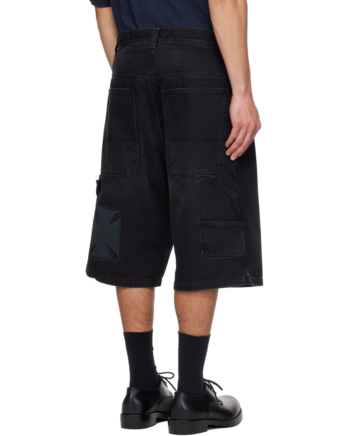 VETEMENTS / APLIQUE BIKER CROSS HIP-HOP DENIM SHORTS (ME76DP095B1)