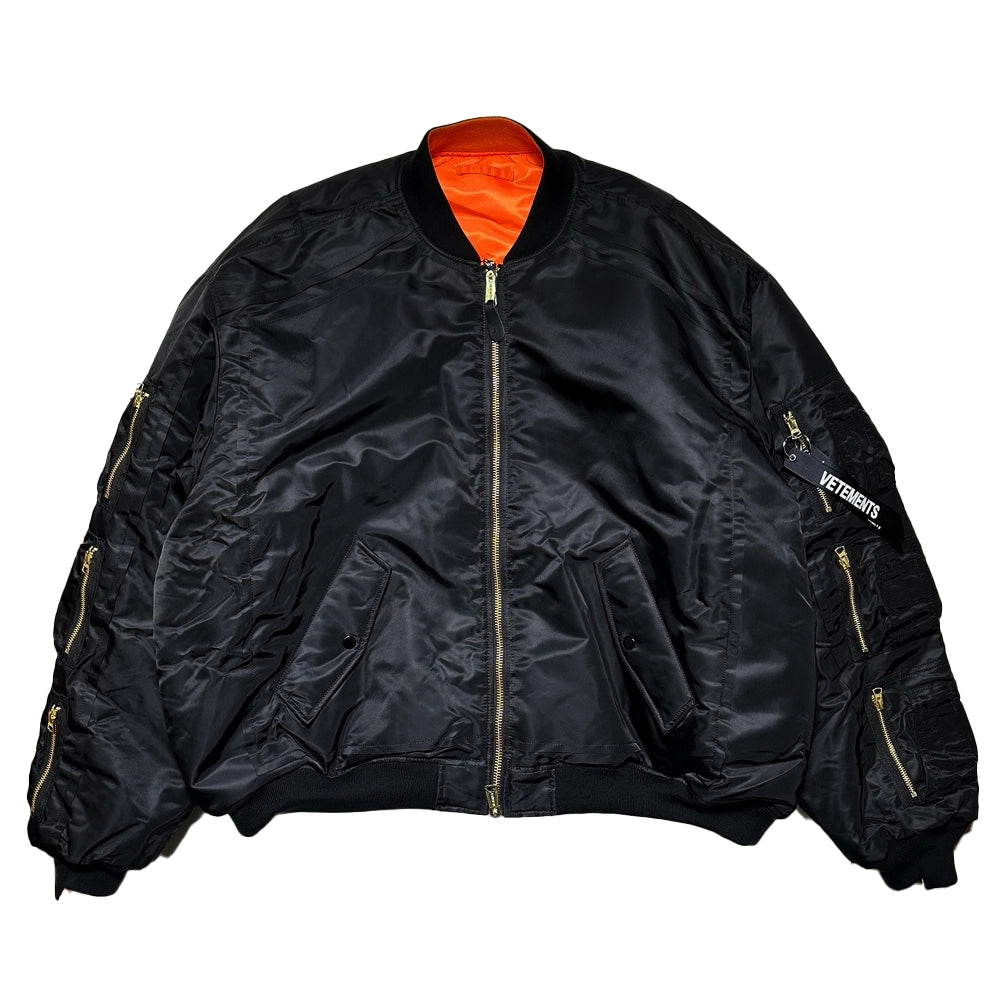 VETEMENTS / CARGO BOMBER JACKET