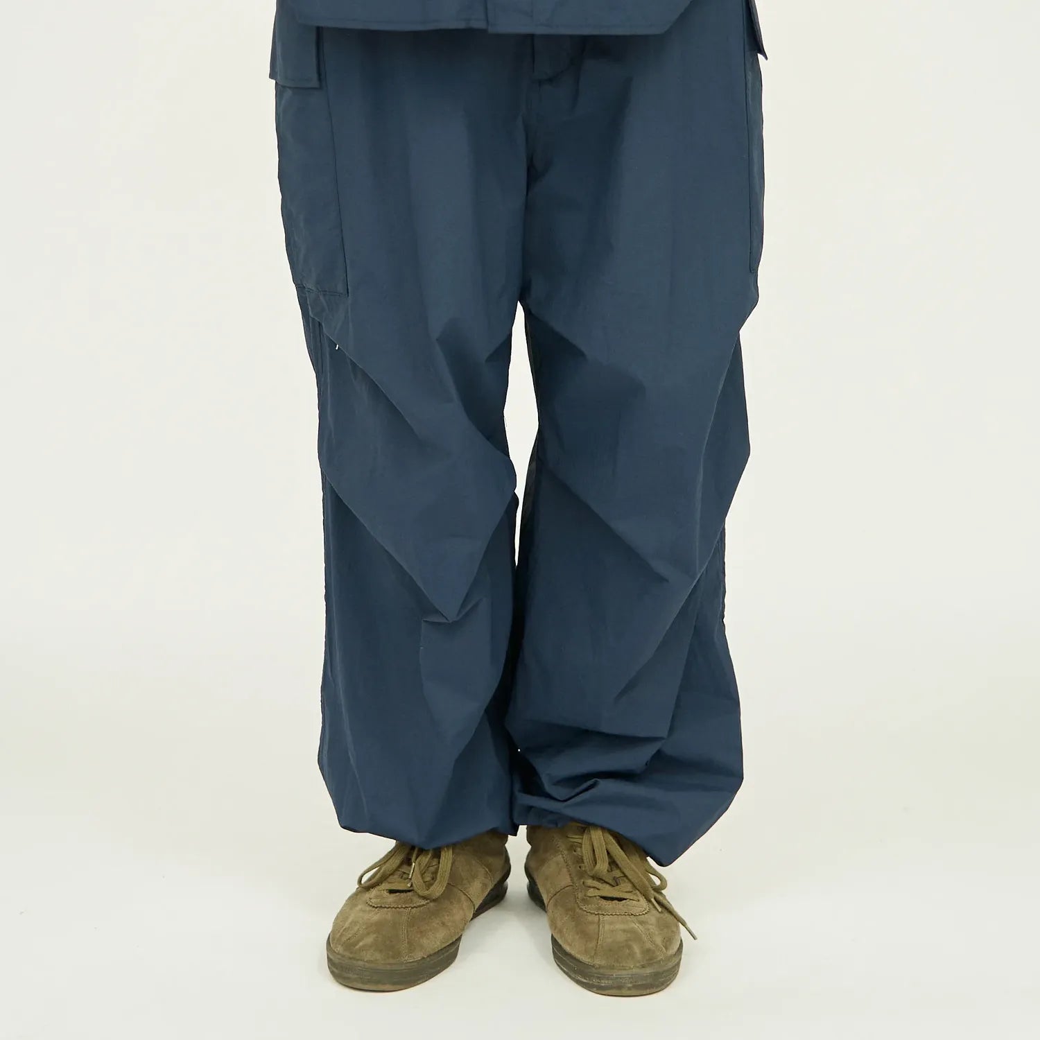 FreshService / NYLON TAFFETA UPWARD CARGO POCKET PANTS