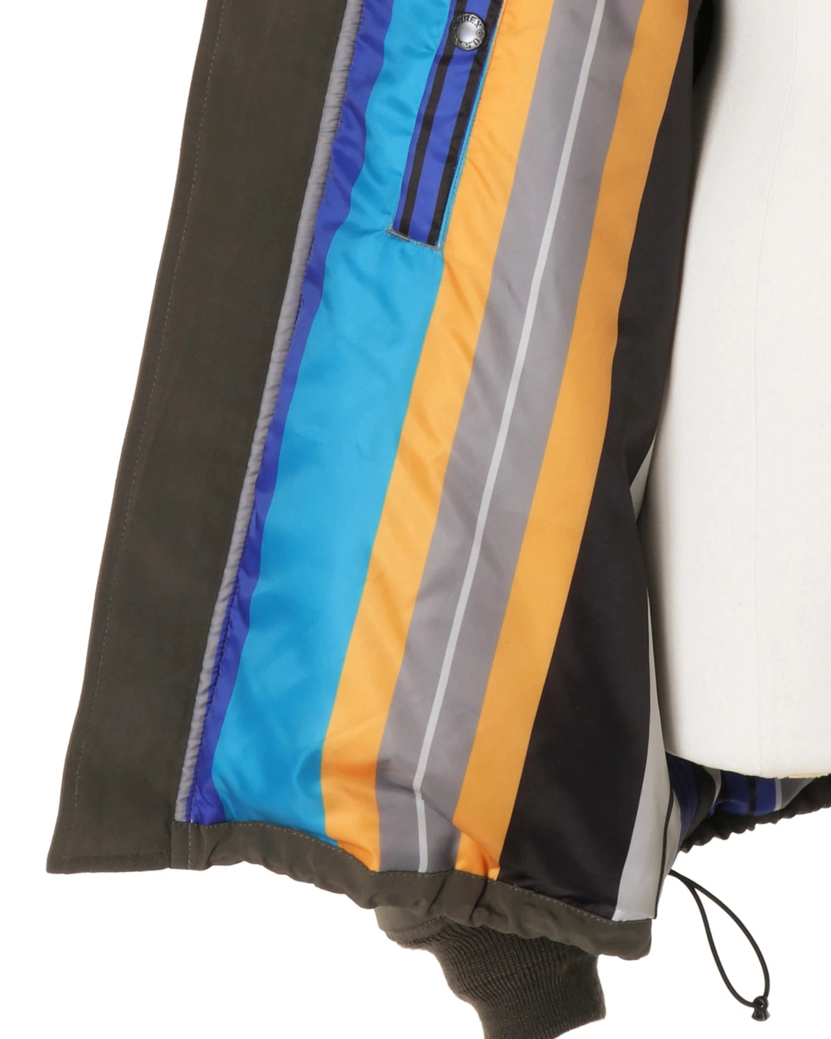 UN3D. × AVIREX / 3M THINSULATE MA-1 (522650208101)