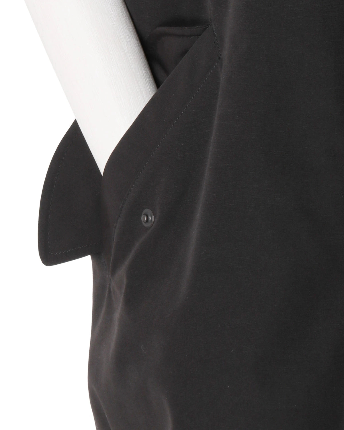 UN3D. × AVIREX / 3M THINSULATE MA-1 (522650208101)