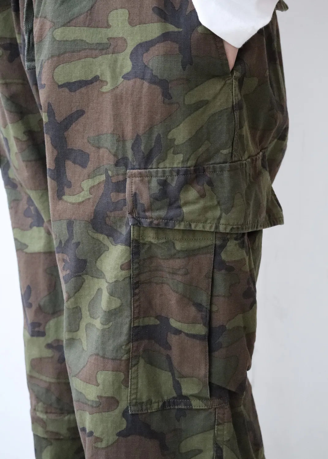 COMOLI / CAMO コンバーティブル6Pパンツ (D01-03017)