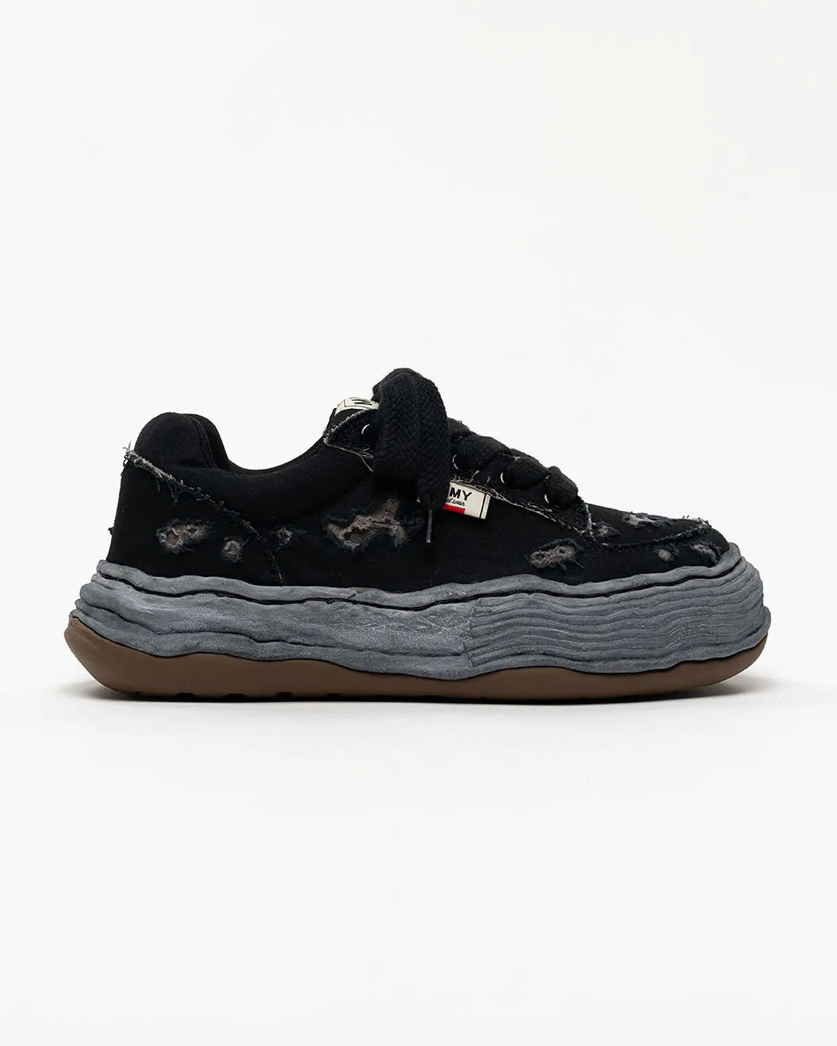 Maison MIHARA YASUHIRO / "OLIVER" OG Sole Ripped Overdye Canvas Low-top Sneakers (A17FW711)