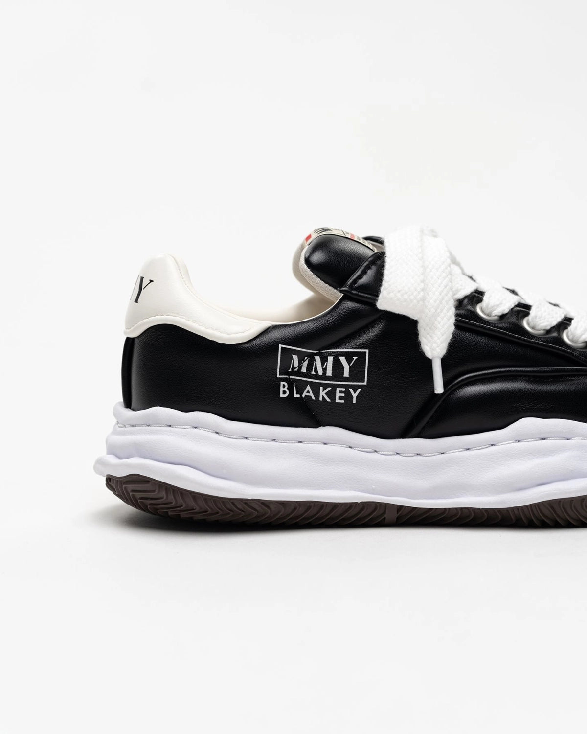 Maison MIHARA YASUHIRO / "BLAKEY" OG Sole Padded PU Low-top Sneakers (A17FW732)