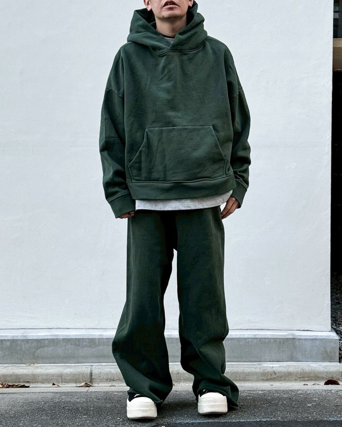 entire studios / Heavy Hood (ESSS26HO04012)