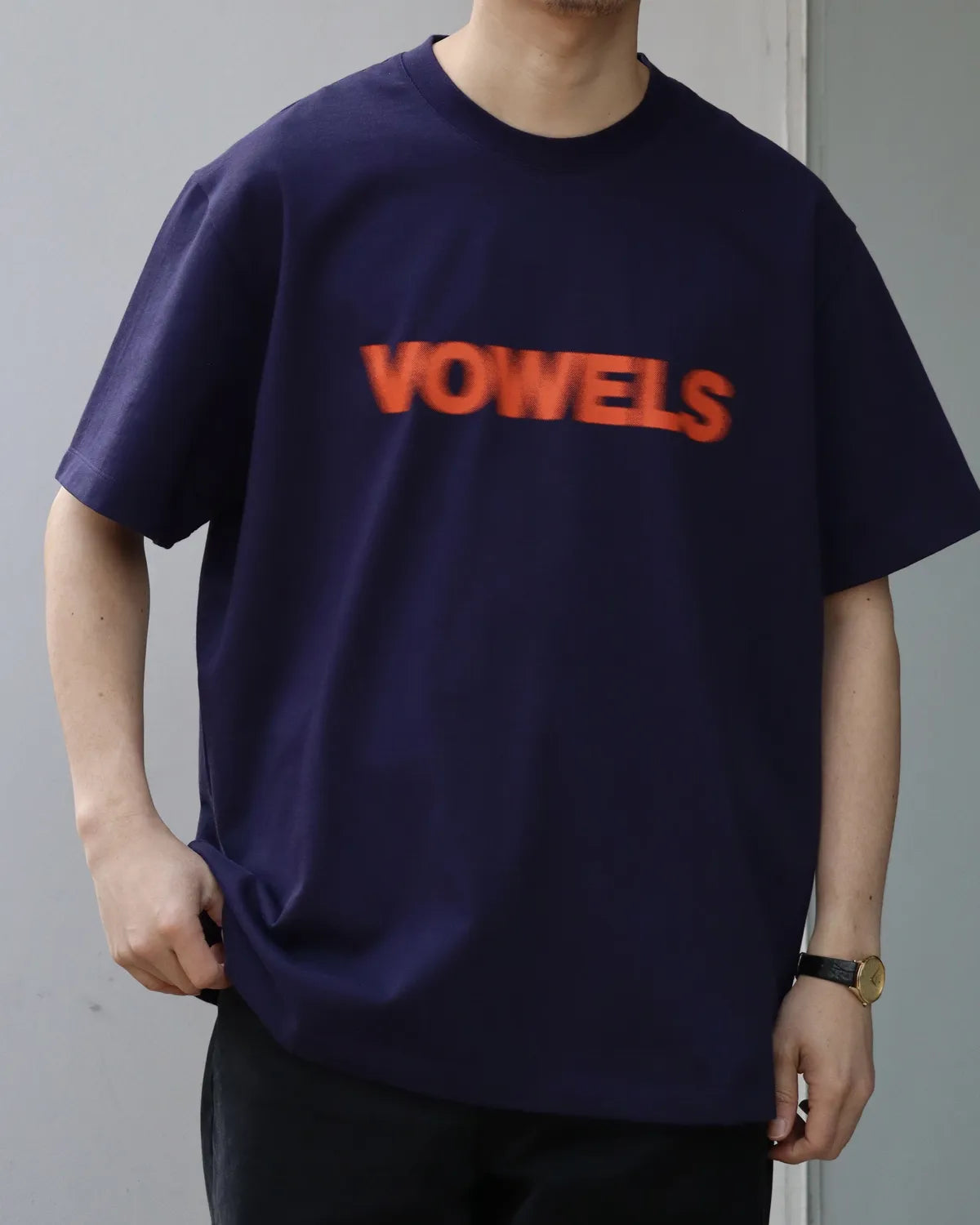 vowels / BLUR TEE (VO-26SS-T003)