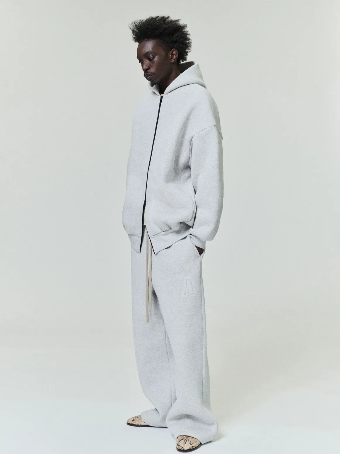 スウェット・トレーナー FEAR OF GOD FG25FW12.120FLC Sweatshirts FEAR OF GOD(フィアオブゴッド) / Zip Hoodie | 公式通販・JACK