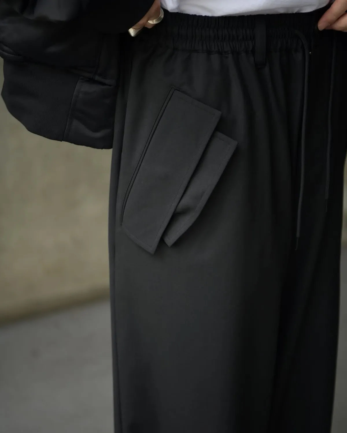 Y-3 /  M Y-3 REFINED WOOL PANTS (JX7275-APPA25)